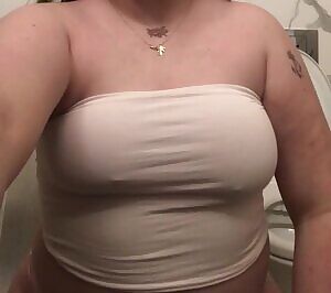 tube top titty drop 💋