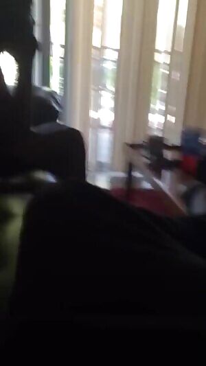 Jerking next to his aunt !!