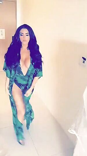 All of Abigail's Nippy Snapchat Story