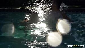 Run Anikka Run - with Anikka Albrite