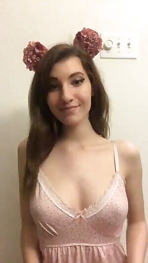 18 yo bouncing tits