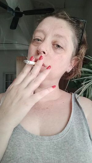 Smoking Blowjob Hairy