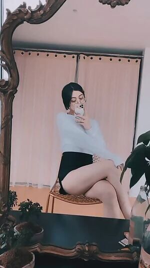 can we study together after class?✨@instgram @sa_uchi_)