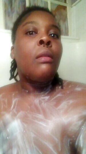 Soapy sexy Sunday shower shenanigans 💋🚿😈