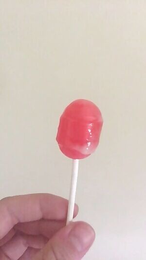 Taste my pretty pink tight pussy with a very creamy pussy!