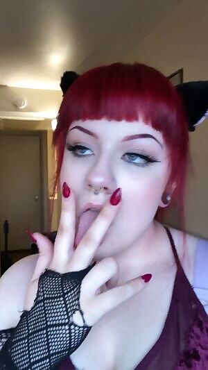 only a lil tease🥰😇💛