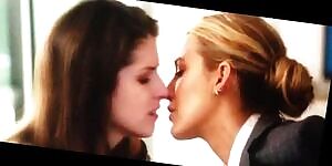 Anna Kendrick and Blake Lively kissing