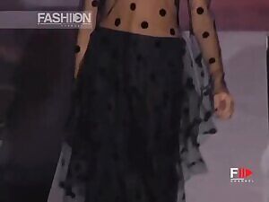 nsfw - Ana Beatriz Barros on the runway