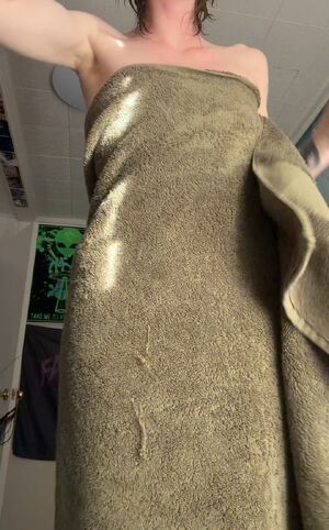 Femcock Big Clit Shower Skinny Towel