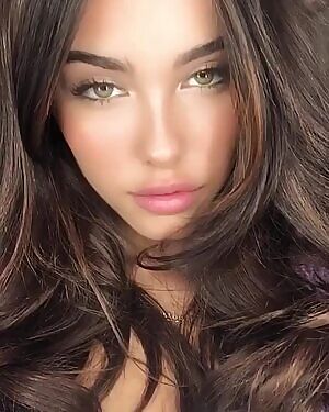 Madison Beer's luscious lips