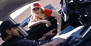 Costco's Friendly Customer Service