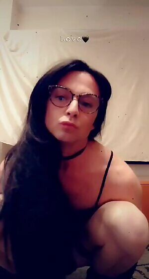 Fucking horny 💕 💕