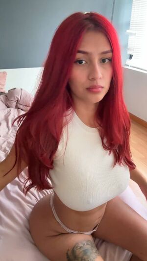 Nip Slips Amateur Big Tits OnlyFans