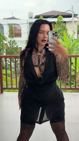 Girls Wearing Strapons BBW Domina Dominant