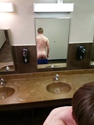 Who'd like to see e play with my dildo in the locker room?