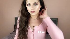 Want to watch me finger myself? 🥵