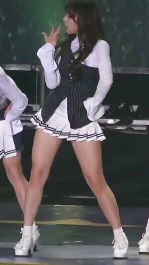 WJSN Cheng Xiao prime thighs