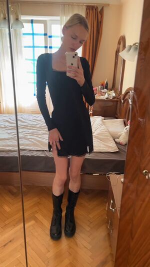 Oops, I think I forgot to put on panties