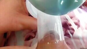 Was gifted an electric pump and it's *so* much better than that dumb lil handheld one :D