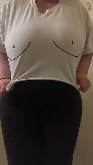 First titty drop 💕💕