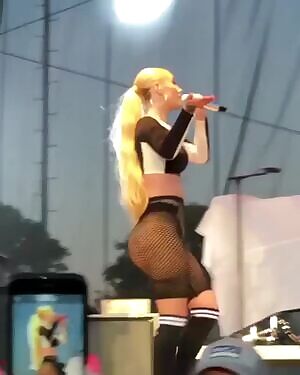 Iggy Azalea