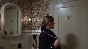 Elizabeth Kemp - He Knows You're Alone