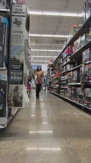 Sexy Exhibition Amateur Big Ass Curvy
