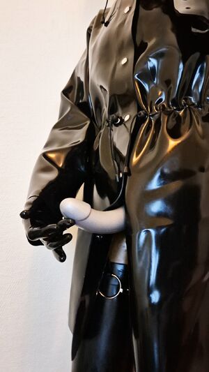 Girls Wearing Strapons Domina Dominant Domination