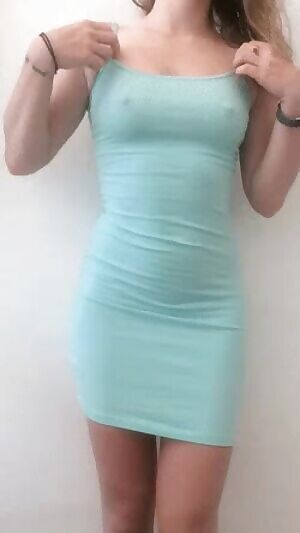 Fit Teen Flashing In Skin Tight Dress