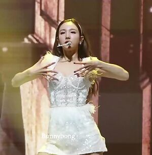 TWICE - Nayeon