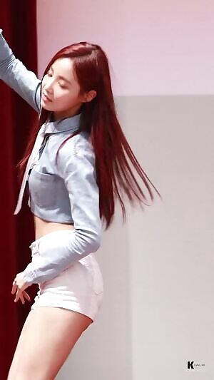 Yeonwoo - Cheeks Compilation