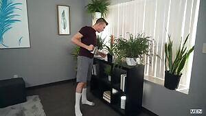 Green Thumb, Big Dick - Bareback - Jake Porter / Zander Lane