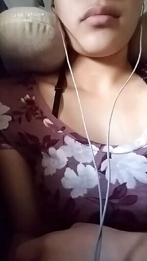 gonewild - Just made it to my irst layover! Here is a short gif I took on the plane of me pulling my tit out and then the guy next to me waking up 🤣