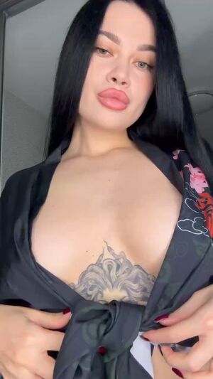 Sweet and soft college boobies reveal