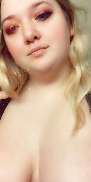 If you needed a sign to go and masturbate today, this is it! 🤤