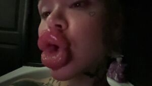 Fake Lips Amateur Bimbo Bimbofication Cute