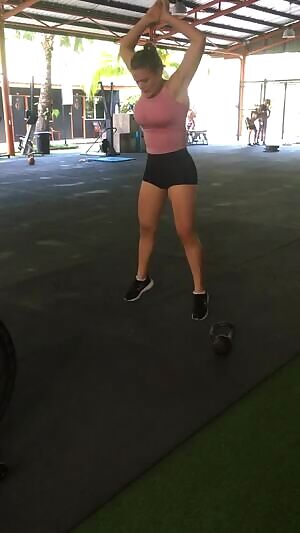 Trying to keep the girls under control during burpees 🤣