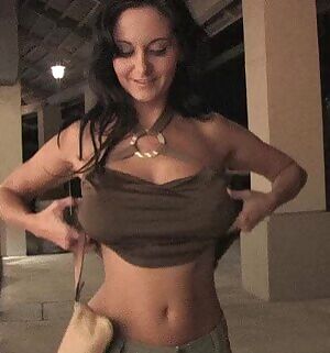 Let's unravel dem perfect titties!