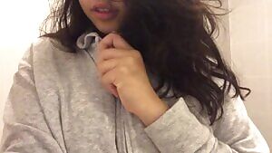 Left class early to send a lucky guy a pic of today's outfit