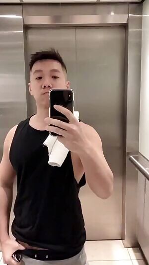 @Dodgypirate1 Horny & On His Way To The Gym