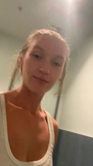 Urinal Girls Panty Peel Pee Peeing