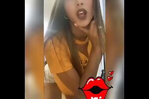 One of the hottest camgirls I've ever seen 🤤❤