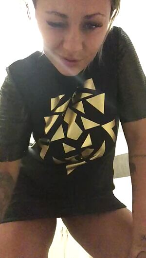 Imagine that I piss on your face