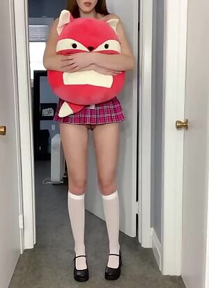 Playing with my stuffie 💓 Wanna stuf me?