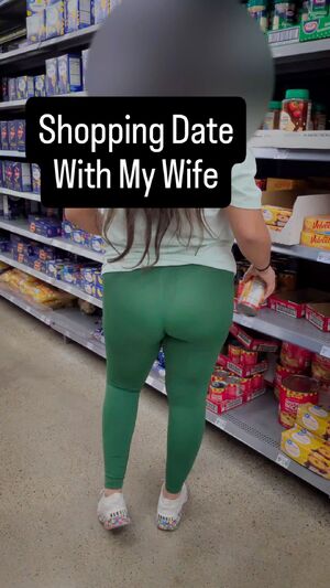 Visible Panty Lines Hotwife Latina Leggings