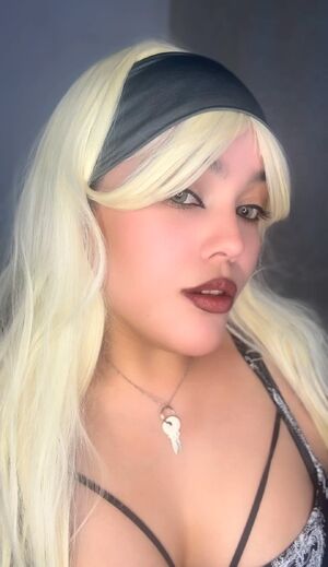 OnlyFans FEMDOM Dominant Domination Dominatrix Domme
