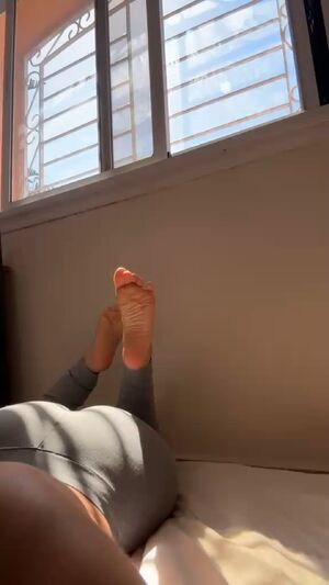 Feet View Arab Foot Hijab Muslim