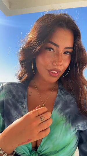 Tik Tok Big Tits Brunette Cleavage