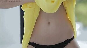 Connie Carter’s Amazing Figure