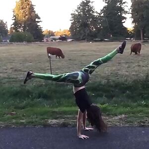 Handstand
